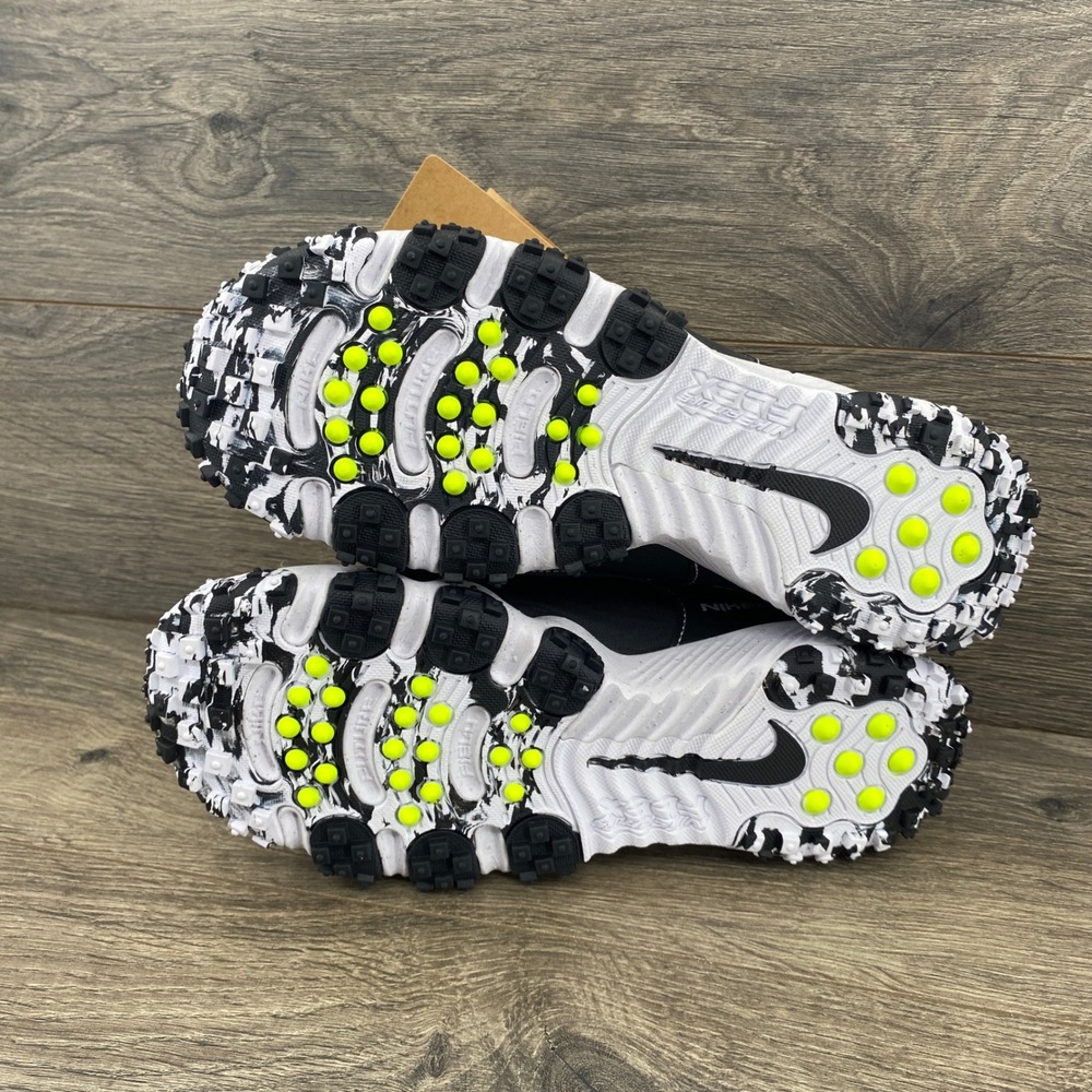 Nike Future Field Turf Shoes Kids 5.5Y Black White DJ6949-002 - Picture 3 of 9